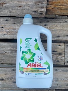 Гель для стирки новый аромат ARIEL  5 литров 