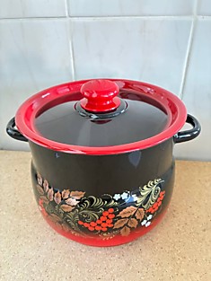 С1917.38. Кастрюля 5.5л. Эмаль красно-четырная