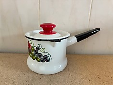 90204-072/4. Ковш эмаль 1 литр с крышкой