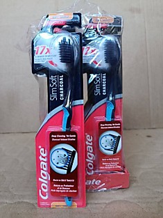 Зубная щетка Golgate Slim Soft