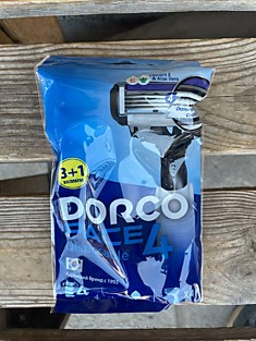 Dorco 4 лезвийные 4 шт в упаковке (мужской)