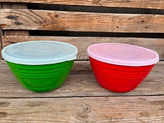 237245 Миска с крышкой 1.5 л 